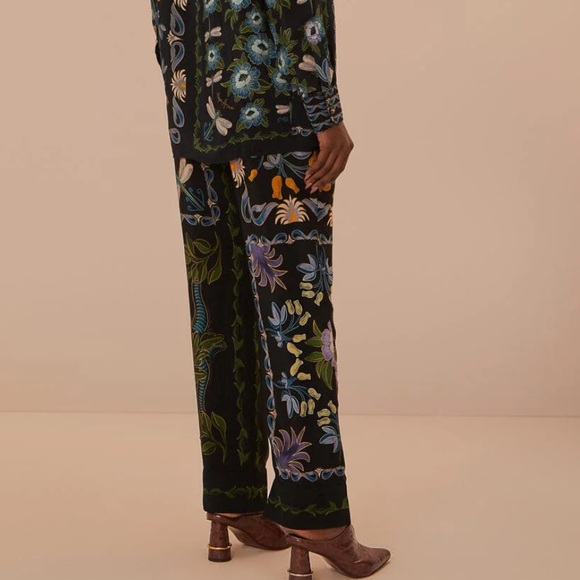 FARM Rio Multicolor Botanical Print Pants - Picture 9 of 13